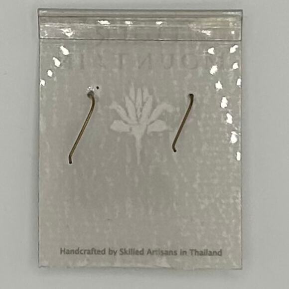 Tiger Mountain Red Heart Earrings NEW Handcrafted in Thailand Metal Flowers - Picture 2 of 2